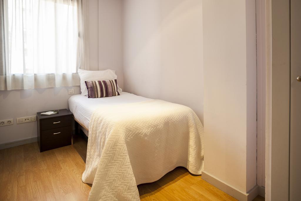 Short Stay Group Camp Nou Serviced Apartments バルセロナ エクステリア 写真