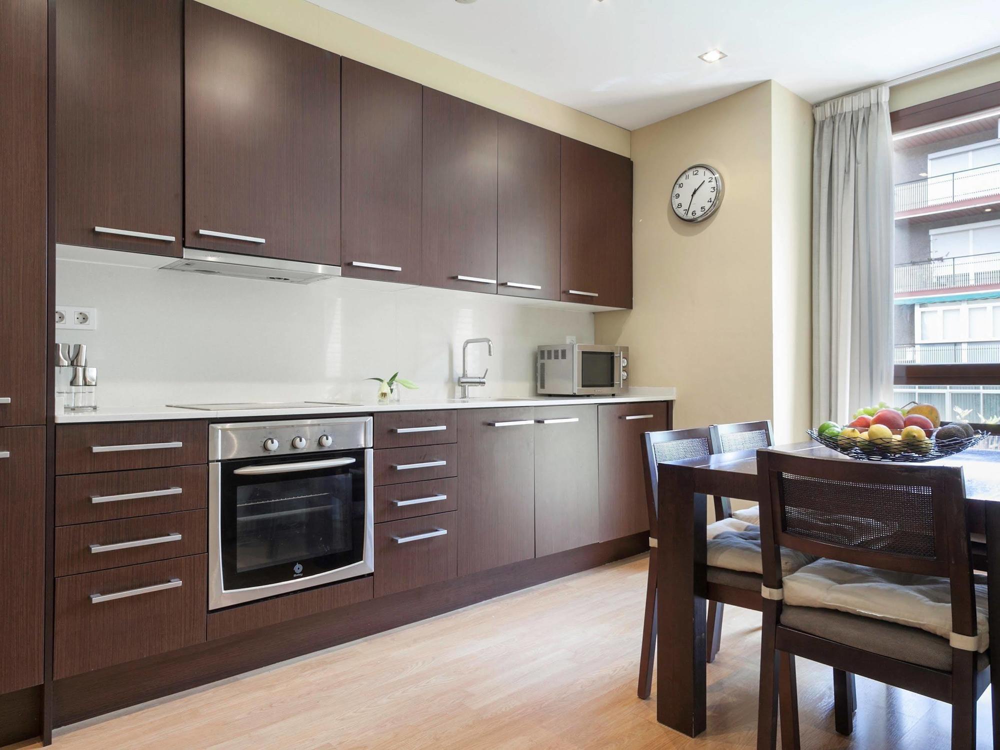Short Stay Group Camp Nou Serviced Apartments バルセロナ エクステリア 写真