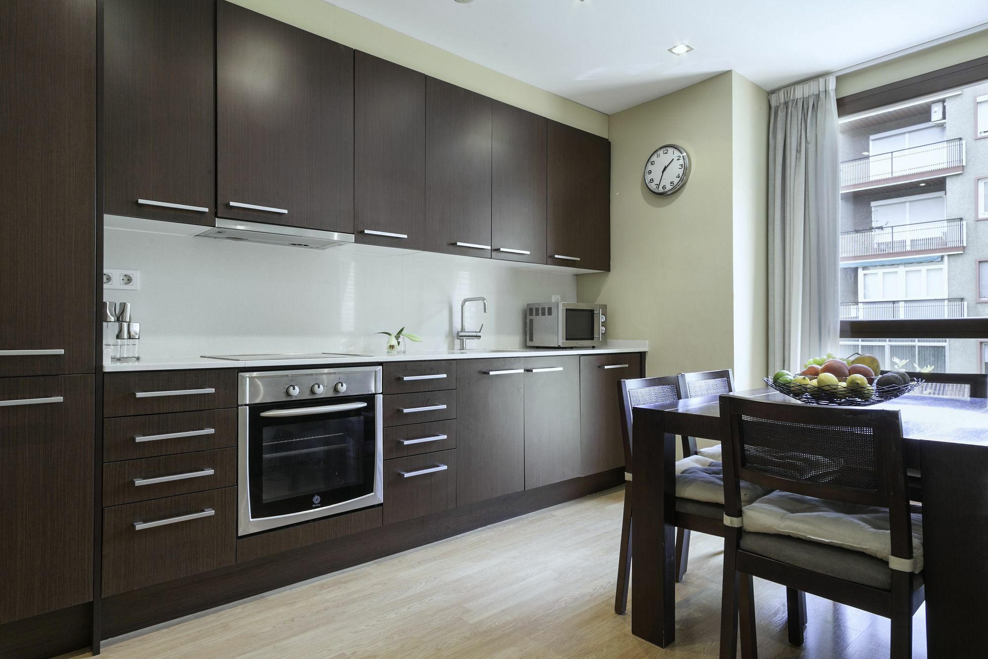 Short Stay Group Camp Nou Serviced Apartments バルセロナ エクステリア 写真