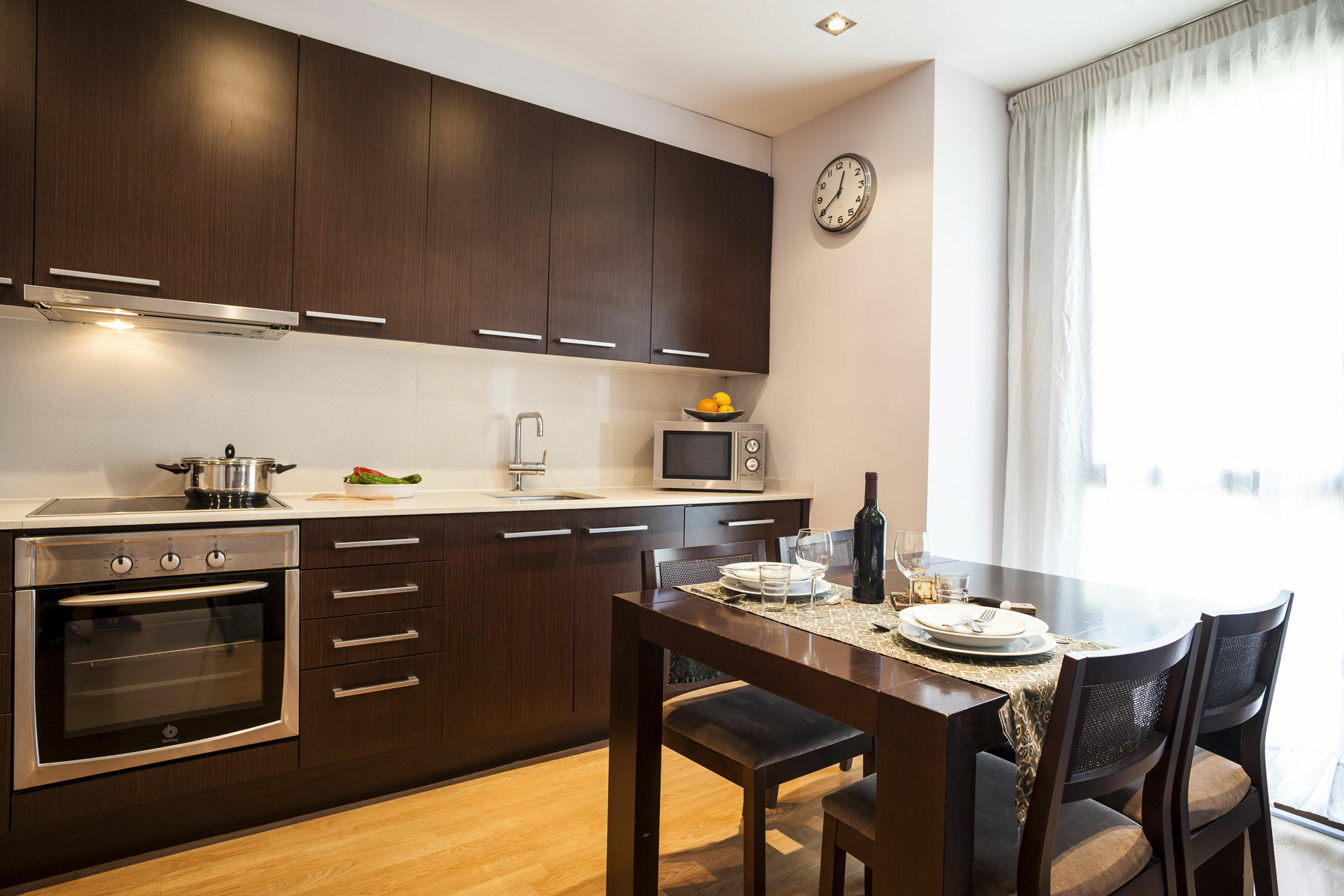 Short Stay Group Camp Nou Serviced Apartments バルセロナ エクステリア 写真