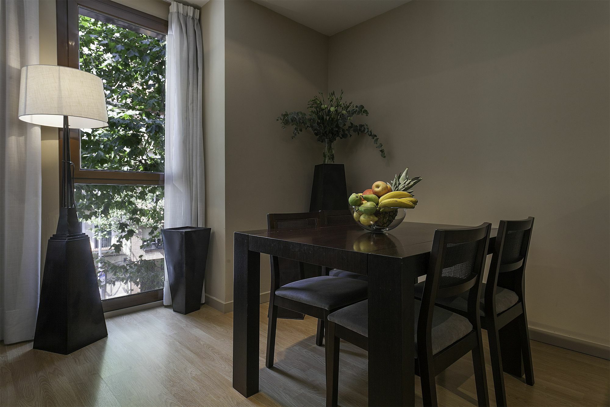 Short Stay Group Camp Nou Serviced Apartments バルセロナ エクステリア 写真