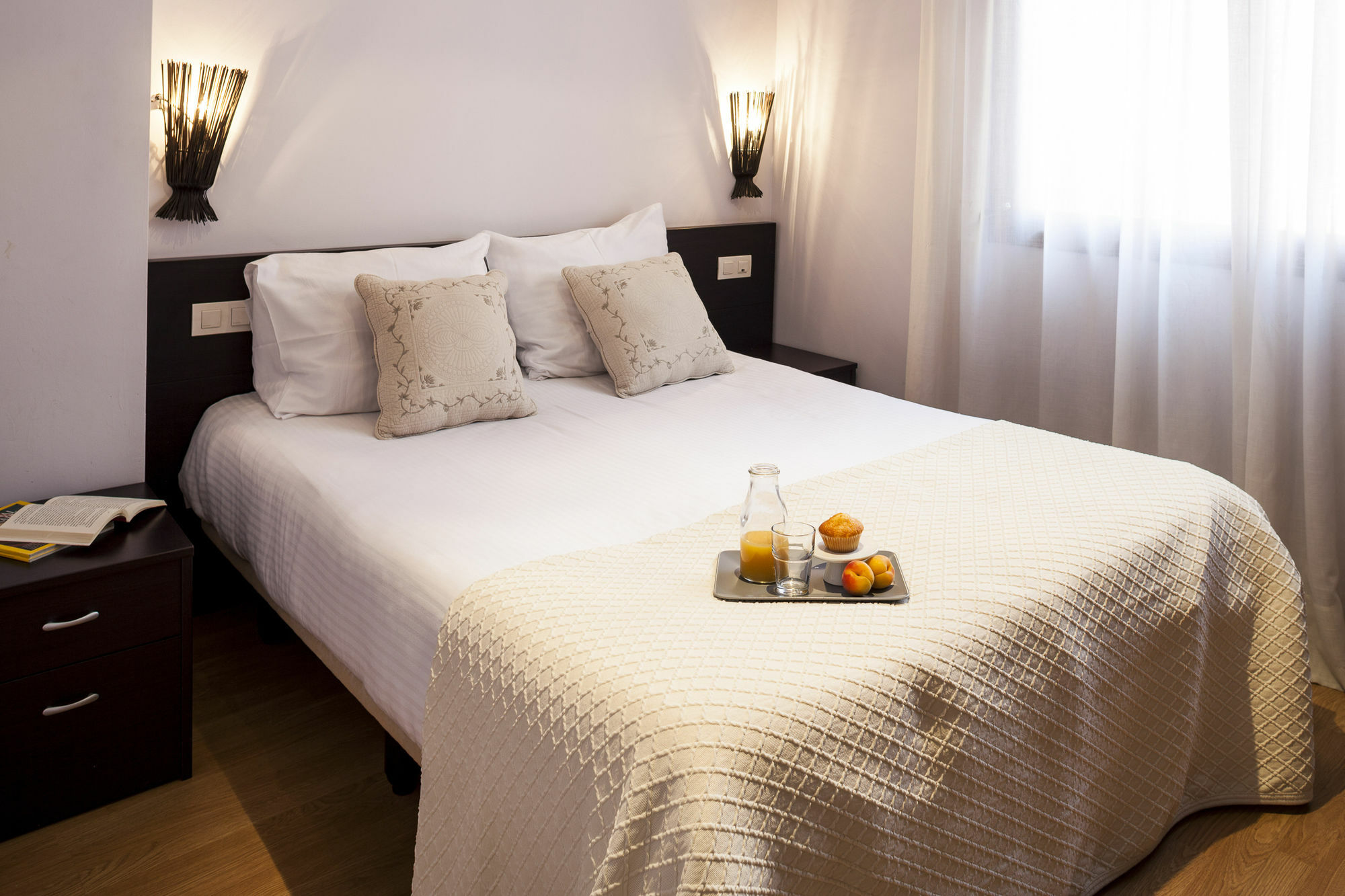 Short Stay Group Camp Nou Serviced Apartments バルセロナ エクステリア 写真